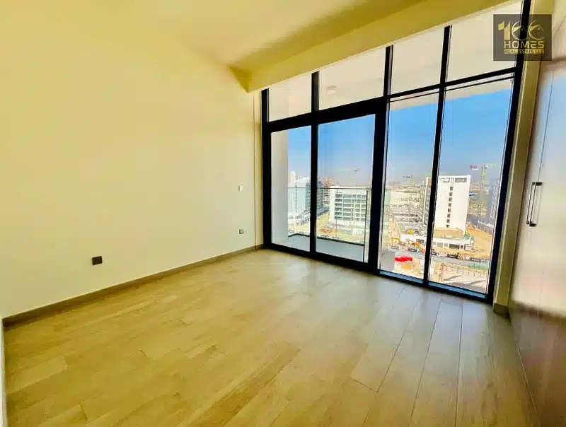 180bbc5bfdb147899192ffabcc661f5e-